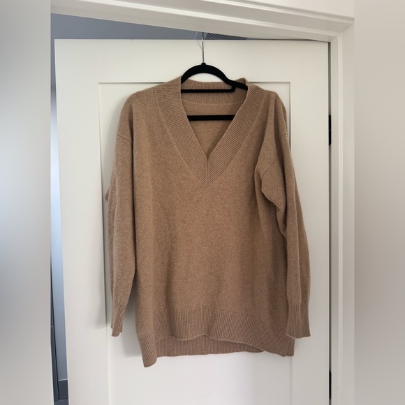 MO&Co. Sweaters - Cashmere Sweater